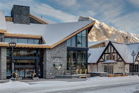 PEAKS HOTEL AND SUITES (AU$245): 2024 Prices & Reviews (Banff…