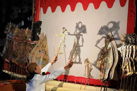 Pementasan Wayang - karya seni teater tradisional dari … - muktibox.com