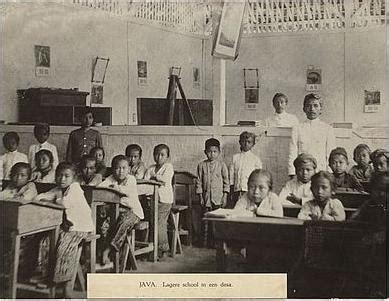 Pendidikan Tinggi Indonesia dalam Sejarah, Perkembangan, dan ... - wintechmobiles.com