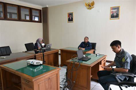 Penganggaran dan Kebijakan - Seknas FITRA - raincitystudios.com