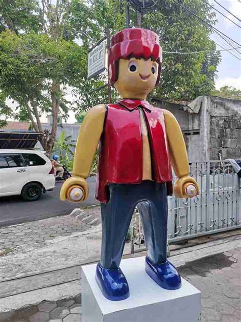 Pengertian Patung Fiber - - muktibox.com