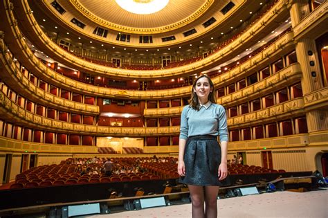 Performing Arts Internships Abroad - World Endeavors - muktibox.com