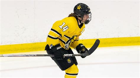 PHF players send a unifying message in preparing to join rivals in new women’s pro hockey league