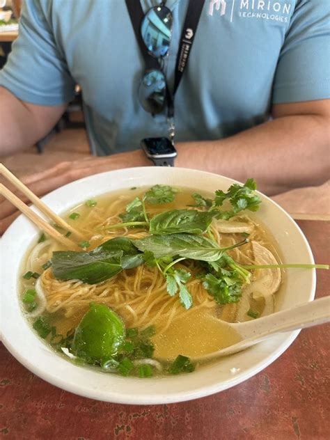 PHO QUE HUONG - $ - 102 Photos & 127 Reviews - Yelp