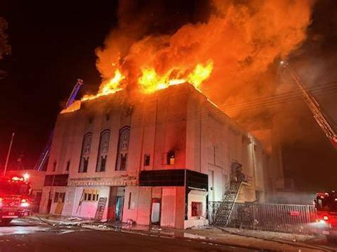 PHOTOS: Crews extinguish 4-alarm fire at abandoned building in Pittsburg