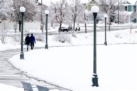 PHOTOS: Fresh snow blankets Denver on the day after Christmas