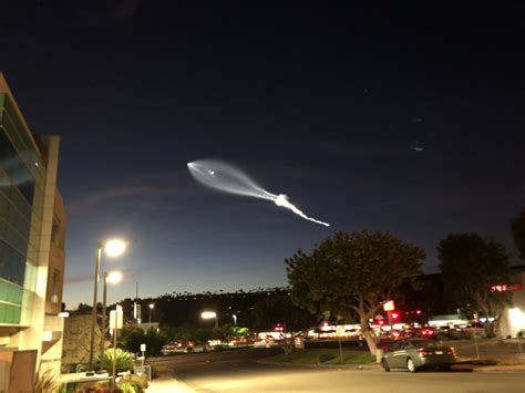 PHOTOS: San Diego sky lit up by rocket-like light trail