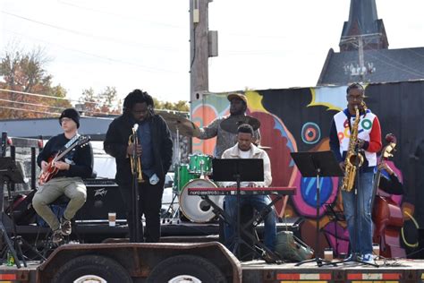 PHOTOS: St. Louis gears up for the 11th Annual Cherokee Street JazzCrawl