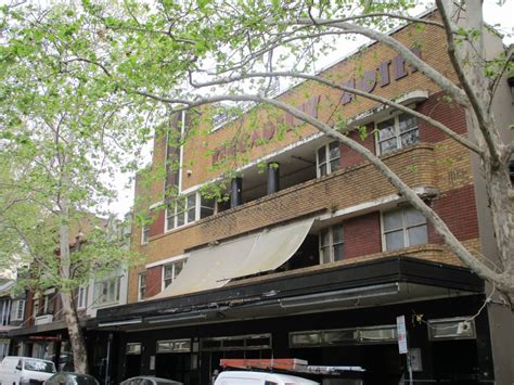 PICCADILLY HOTEL, POTTS POINT Richardson & Wrench …