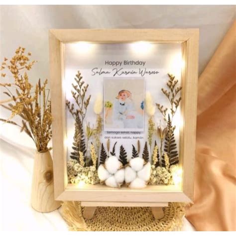 Pigura Bunga Kering - muktibox.com