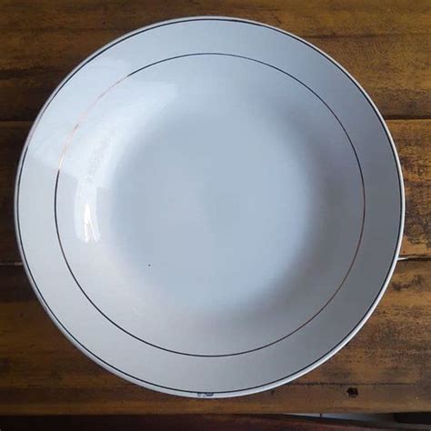 Piring batu - Plates - Medan, Indonesia - muktibox.com