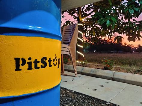 PITSTOP DRIVE-IN DINER, Bengaluru - Tripadvisor