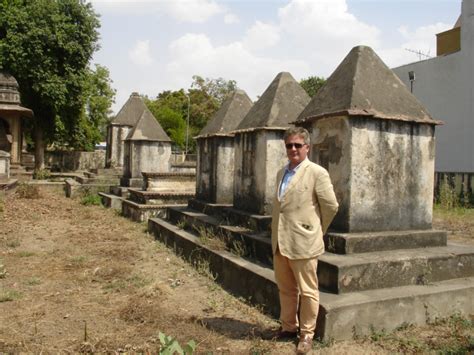 Plaque in Kota British cemetery draws protests ... - The Indian Express - wintechmobiles.com