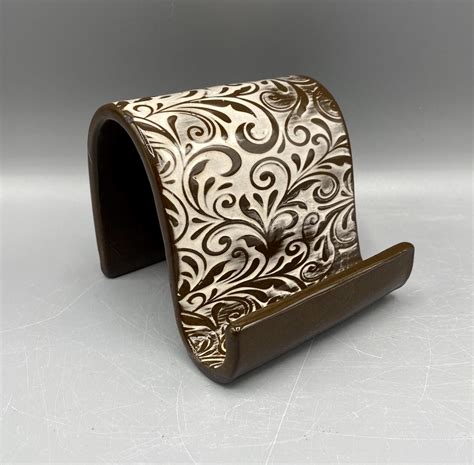 Polymer Clay Phone Stand Handmade - muktibox.com