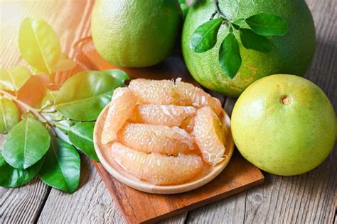 Pomelos Are Like Grapefruits on Steroids | HowStuffWorks - raincitystudios.com