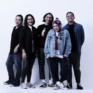 Potret Full Album - Kumpulan Lagu Terbaik & Terpopuler (HQ Audio) - muktibox.com