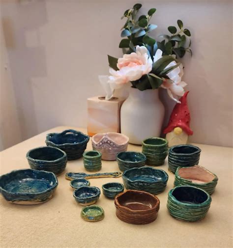 Pottery 101 - Wheel Throwing for Beginners - muktibox.com