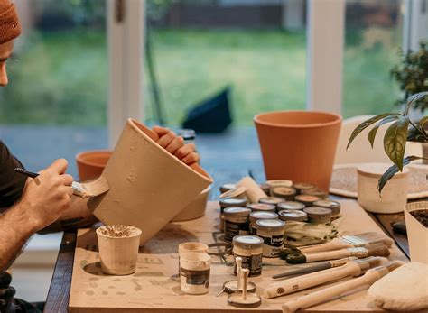 Pottery and Ceramics Decoration An In-Depth Guide - muktibox.com