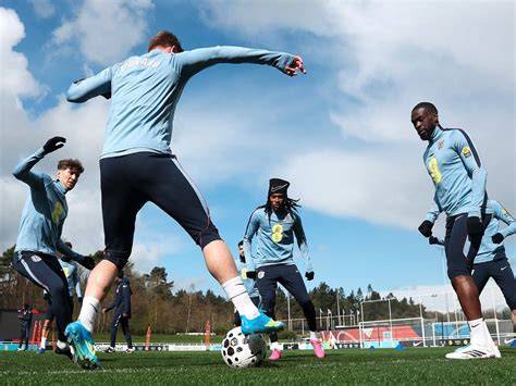 Prediksi Inggris vs Uruguay di FIFA Matchday Malam Ini: Eksperimen ... - raincitystudios.com