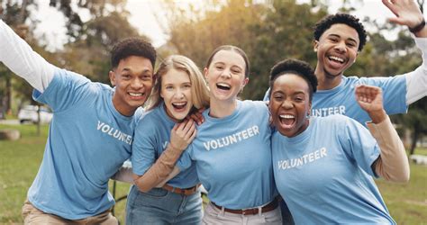 Premium Volunteer Programs | Top 20 Projects 2026 - raincitystudios.com