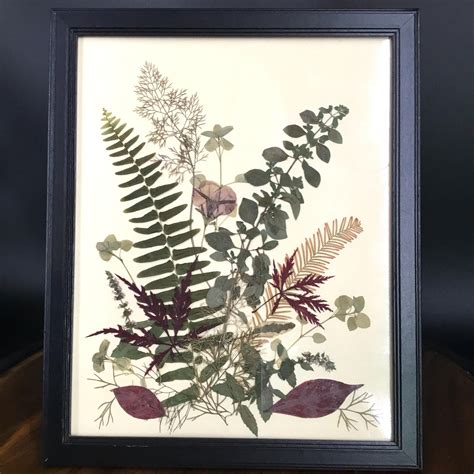 Pressed leaf art - The Craft Train - muktibox.com