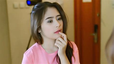 PRILLY BUGIL foto Instagram populer & head-to-head rival pilihan vidio sek indonesia terbaru bikin ngaceng situs streaming legal sebelum testing AI fantasi terwujudkan image 1
