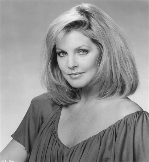 PRISCILLA PRESLEY Nude 