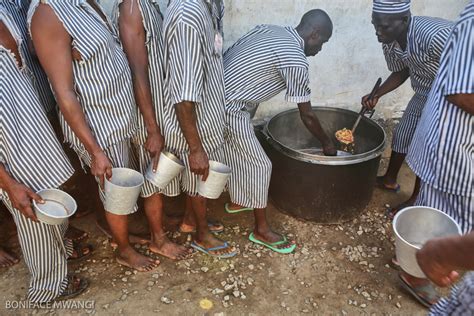 PRISONER KENYA CTO562