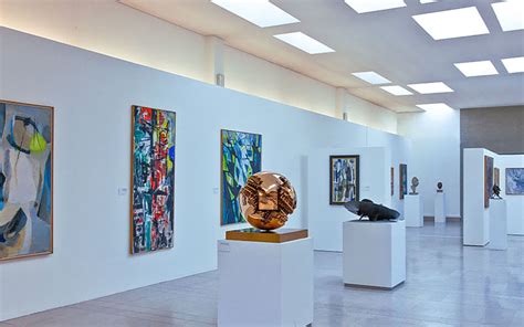 Professional Art Gallery Lighting - muktibox.com