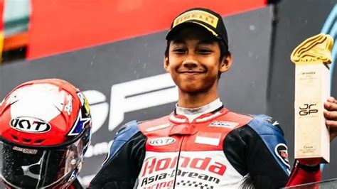 Profil Kiandra Ramadhipa, Pebalap Muda Indonesia yang ... - detikoto - raincitystudios.com