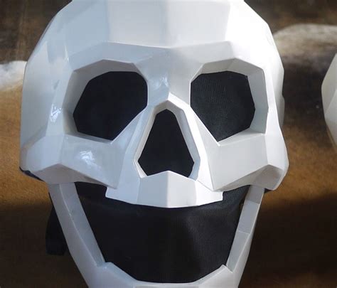 Prop maker | Propcreator | Large Props | Fibreglass | Reproductions - muktibox.com