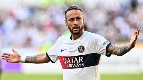 PSG forward Neymar trains alone because of viral infection as talks over his future continue