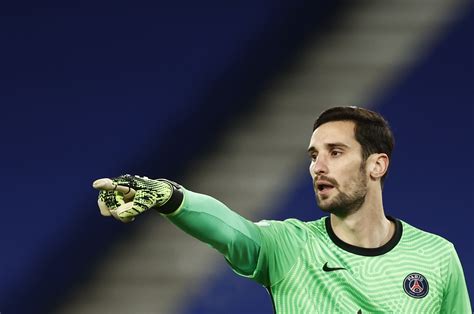 PSG goalkeeper Sergio Rico leaves the hospital after recovering from a head injury caused by a horse
