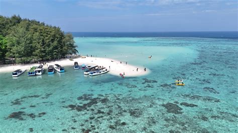 Pulau Karimunjawa - Wikipedia bahasa Indonesia, ensiklopedia bebas - wintechmobiles.com