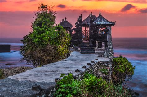 Pura Tanah Lot - Tanah Lot Temple in Bali - wintechmobiles.com