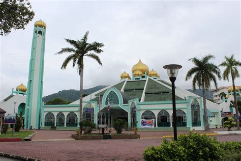 pusat | Arti Kata pusat - Kamus Besar - muktibox.com