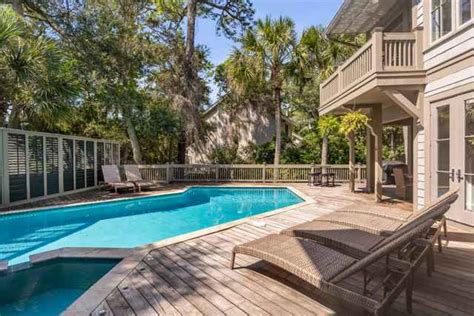 Pacaso Beach Home 22 Red Cardinal — Pacaso + Hilton Head