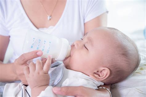 Paced bottle feeding. Things To Know About Paced bottle feeding. 