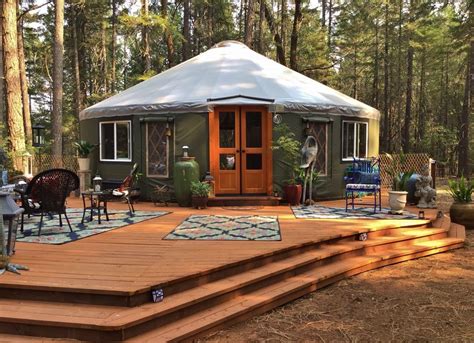 Pacific Yurt - Nature