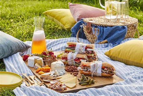 Pack your next picnic basket at these 8 Denver spots