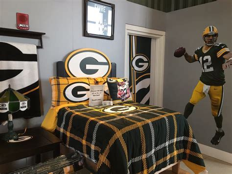 Packerproshop - Nov. 16, 2021: Packers stock sale underway; $300 shares to support Lambeau Field projects. The offering document and purchasing information are available online at www.packersstock.com. The Green ...