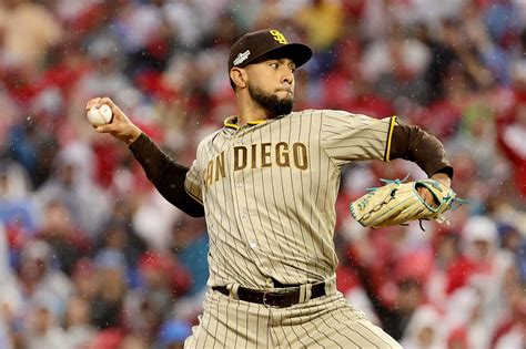 Padres reliever Robert Suárez suspended for 10 games, 6th pitcher penalized for sticky stuff