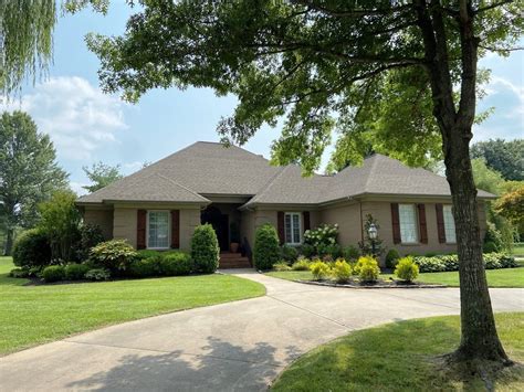 Paducah houses for sale. 5 beds 4.5 baths 3,504 sq ft 0.25 acre (lot) 827 Madison St, Paducah, KY 42003. ABOUT THIS HOME. Paducah, KY home for sale. Check out this very spacious 4 bedroom, 2 bath home in a very desirable Paducah West End location. Many new updates including, fresh paint, new windows, doors, flooring and bath fixtures. 