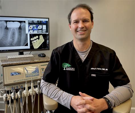 Thank you for trusting your patients in our care! Our goal is to serve as an extension of your office and provide the highest quality outcomes for our patients. Collaboration and communication are key elements at Pafford Endodontics. We are dedicated to delivering endodontic services at the highest level.