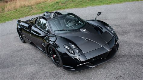 Pagani. “We have very light weight—less than 1300 kil