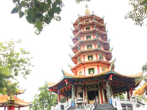 Pagoda Avalokitesvara Buddhagaya Watugong, Pagoda …