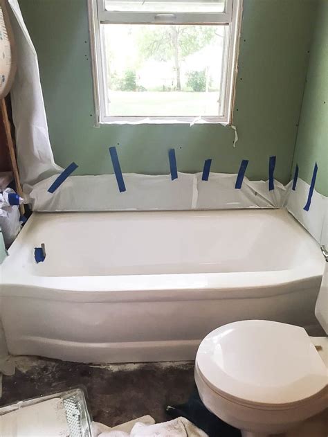 Paint bathtub. Aug 1, 2015 ... Why you bother yourself to paint an acrylic bathtub? It will cost you more, instead of that, you can search for budget-friendly acrylic bathtubs ... 