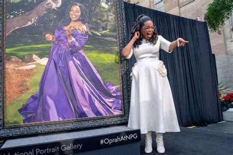Painting honoring Oprah Winfrey unveiled at Smithsonian’s National Portrait Gallery