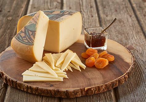 Pairing Jams and Jellies with Cheese Wisconsin Cheese