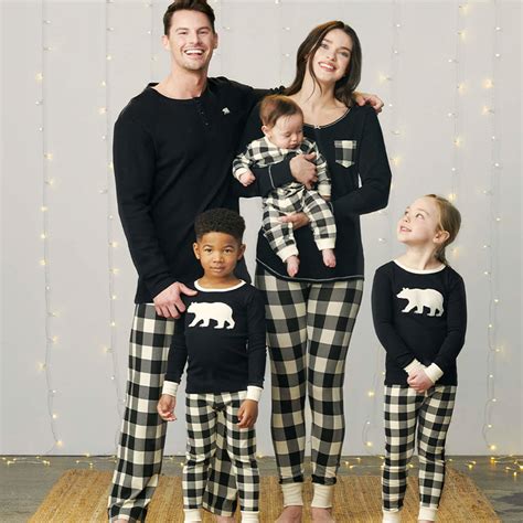 Pajama sets canada.  Shop Clothing & Pajama Gifts at Neiman Marcus.  Find your new ...